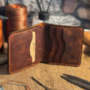 AVENTUS / El Dikişli Model Hakiki Deri Cüzdan (İsim Basılabilir)