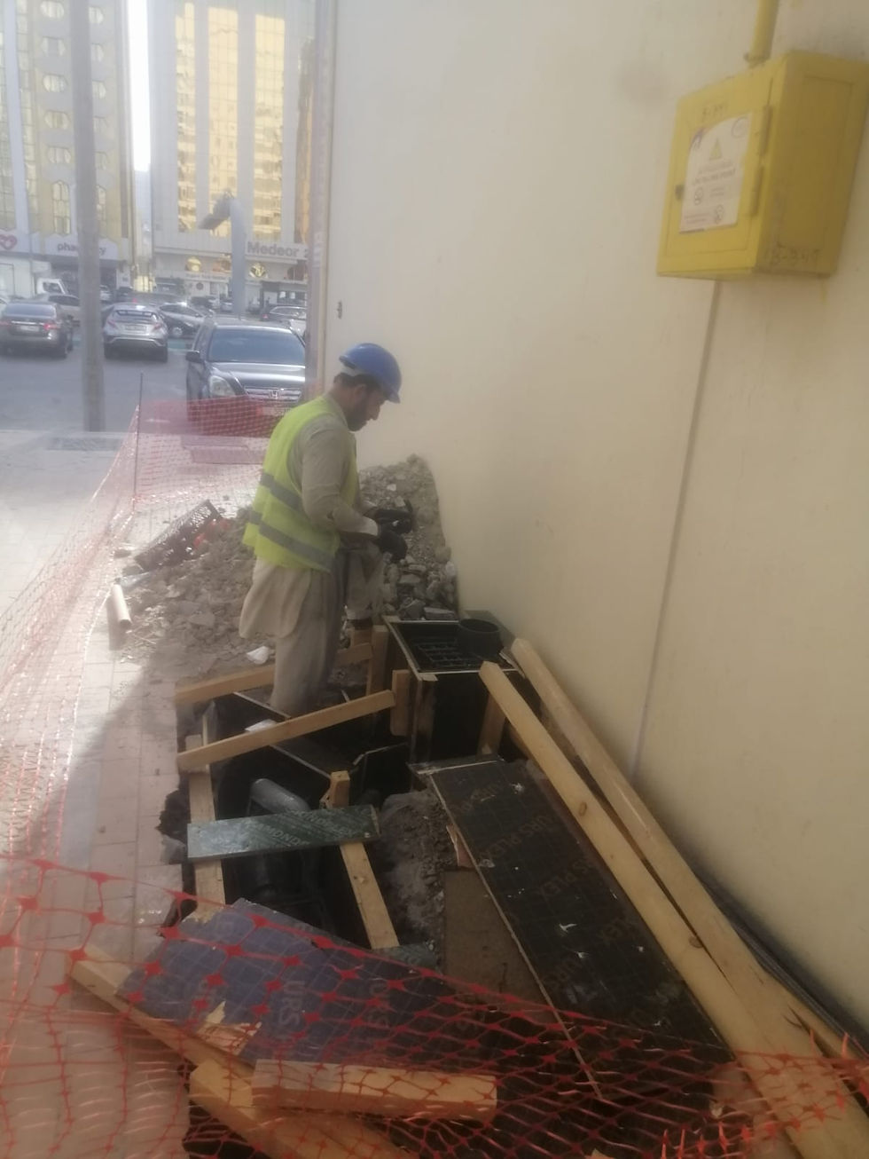 Thumbnail: Construction and general maintenance