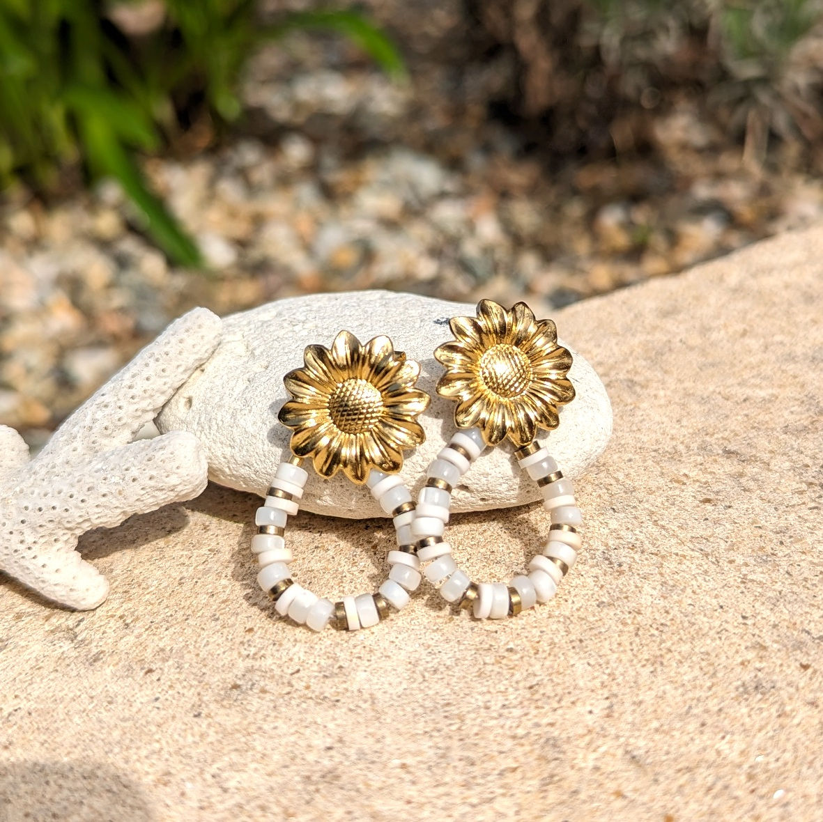 Boucles nacre fleur solaire
