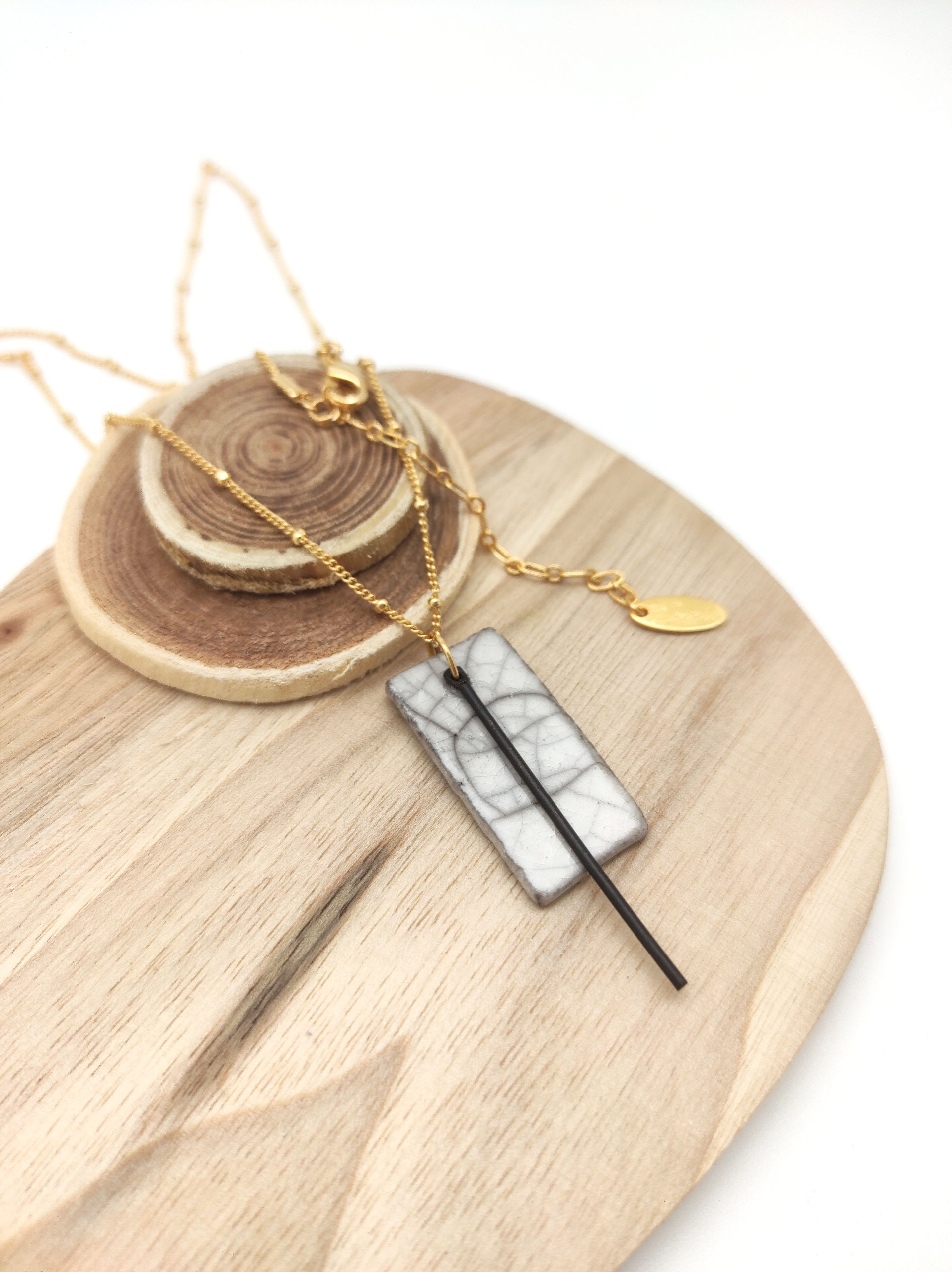 Collier mi-long "KIRETSU".