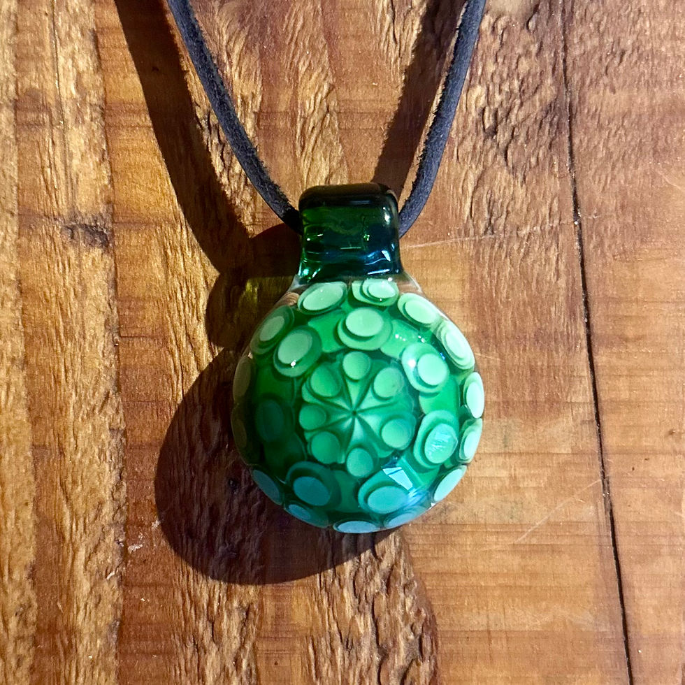 Thumbnail: Green and White Dot Stack Pendant
