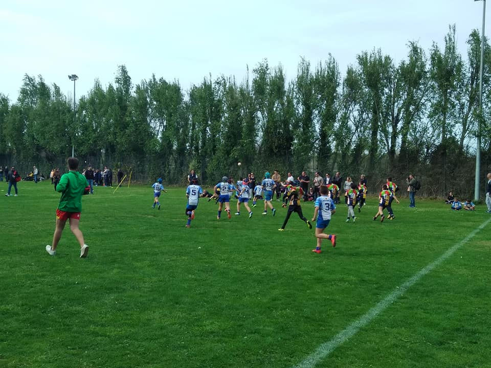 30442872_692125460958179_4704506604239184739_n