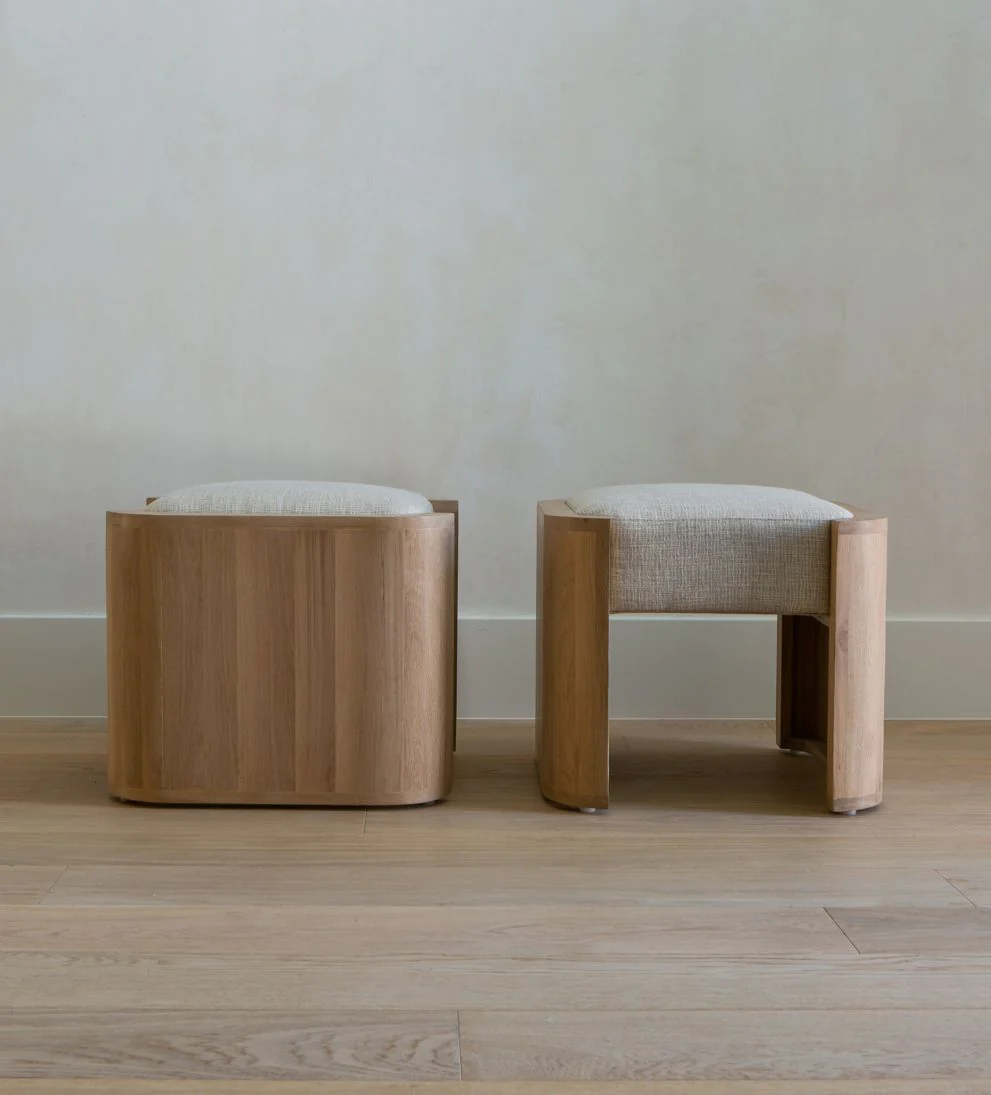 Fiona Ottoman Lindye Galloway