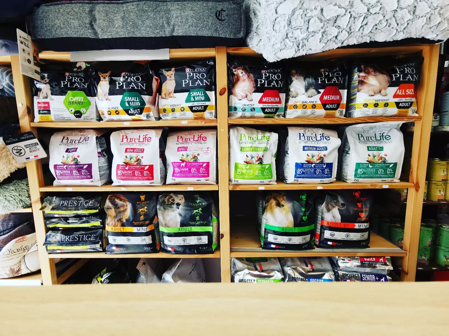 alimentation en vente à la boutique