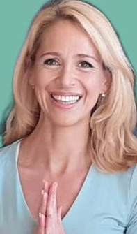 Nagy Erika Dalma jóga oktató.jpg
