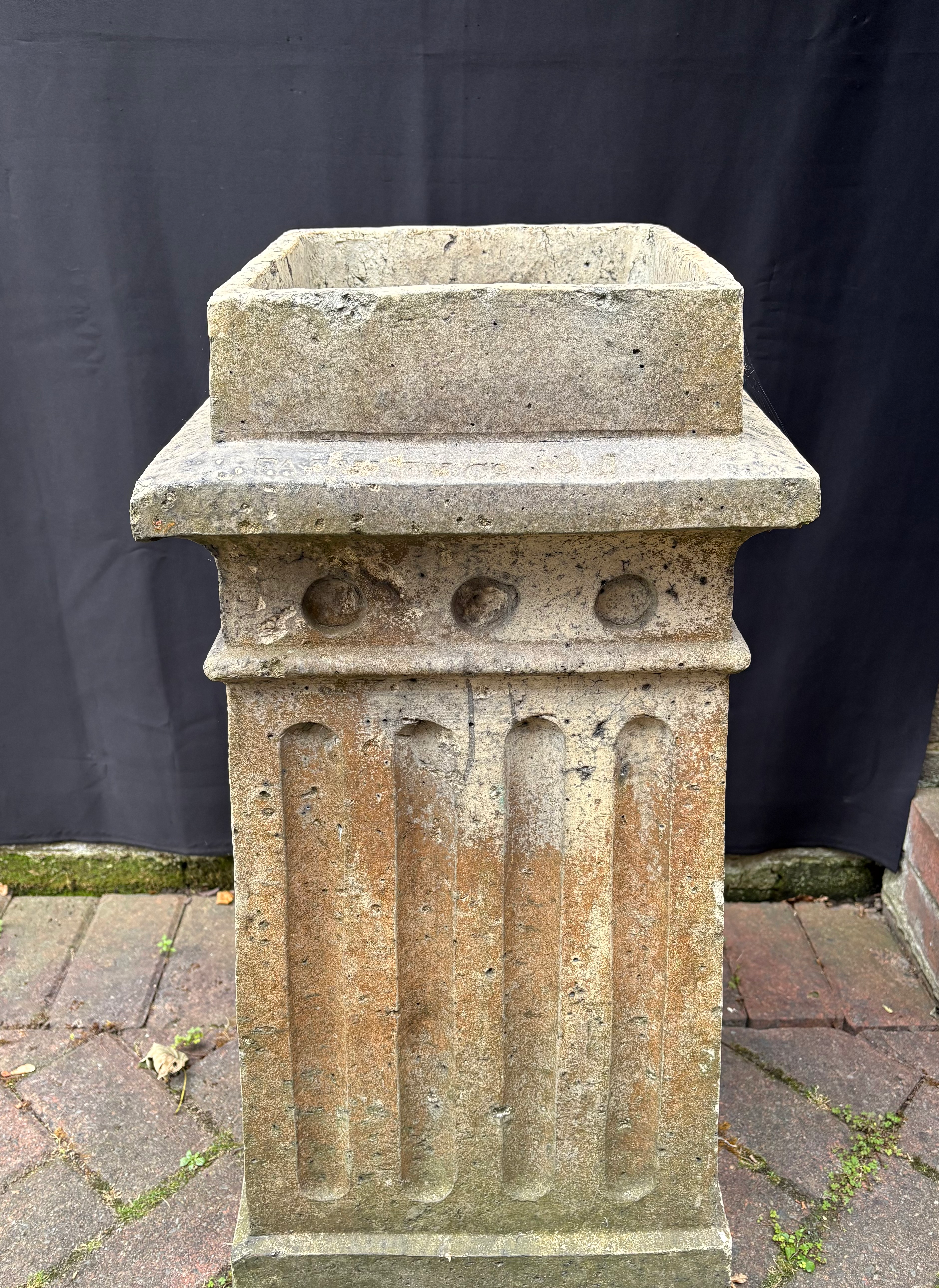 Farnley & Co Square Victorian Chimey Pot