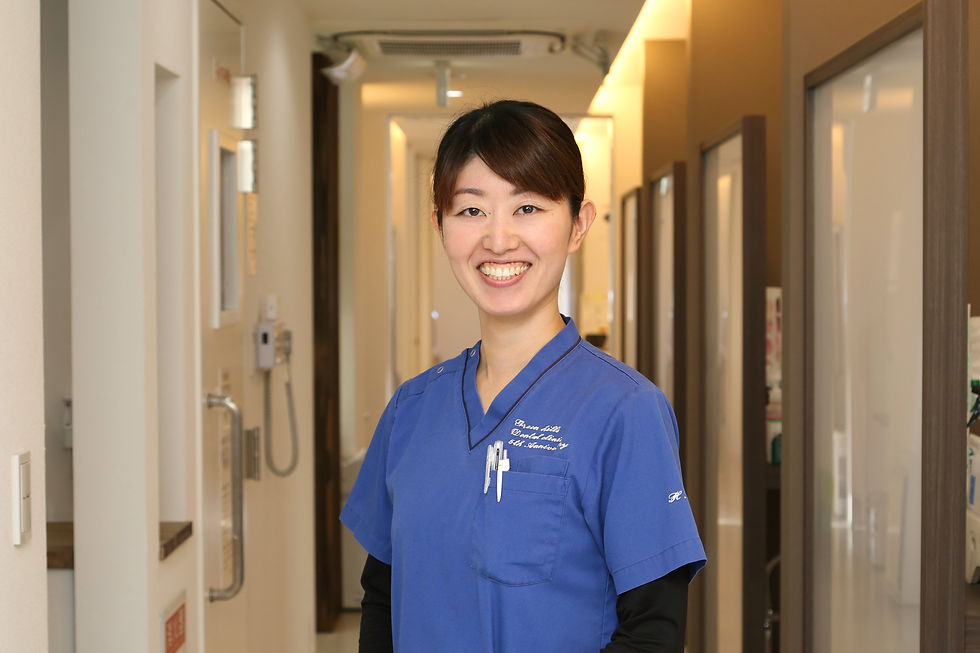 アシスタント　石川 仁美