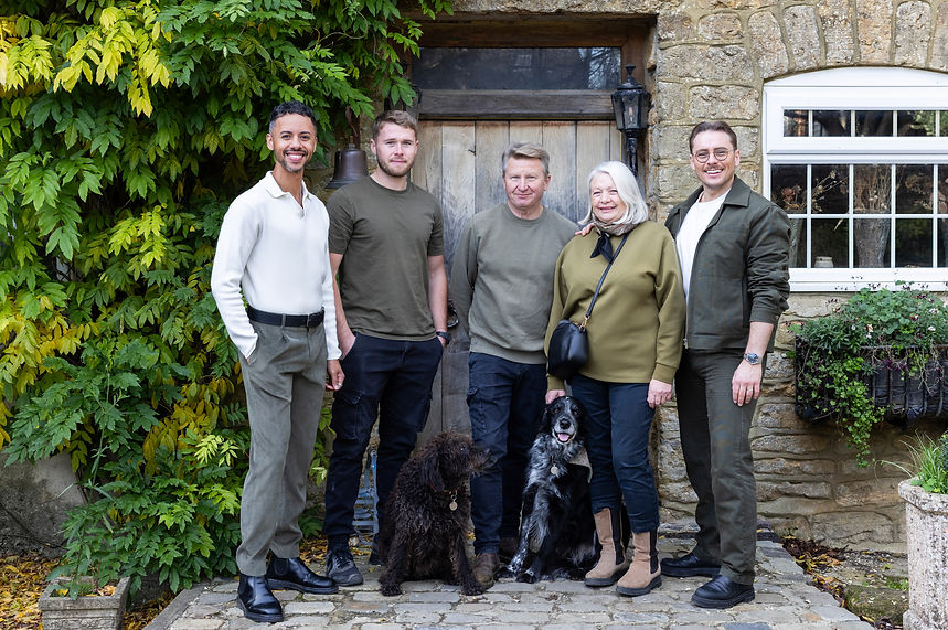 Screenshot 2024-11-30 at 21.00_edited.jp