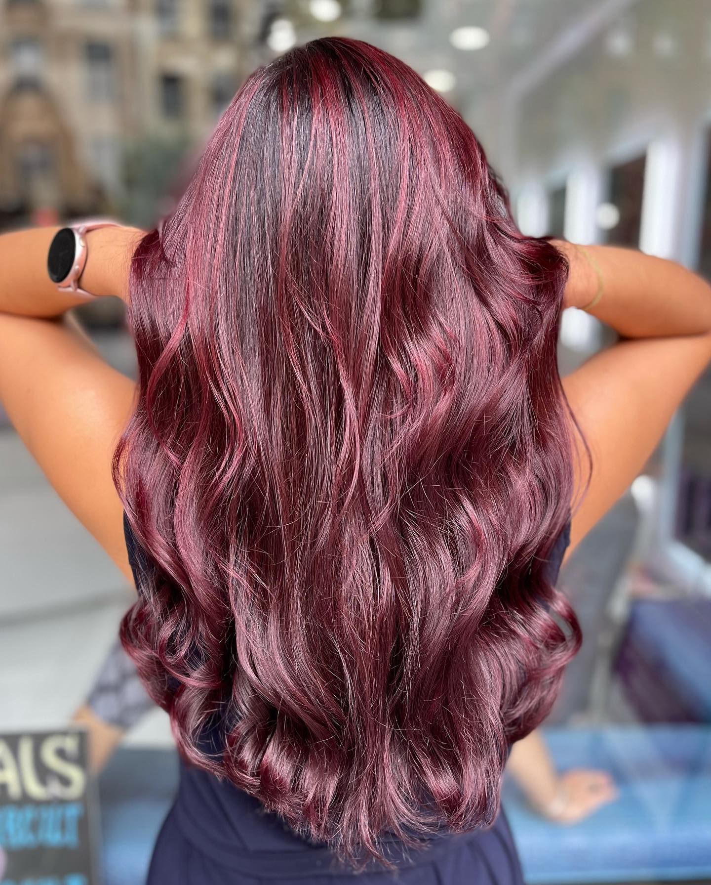 Poiz Beauty Salon work 1