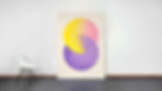 Kunstwerk "symbiotic aura". Zwei ineinander fließende Kreise; Neongelb, Persischrosa und Violett auf Baumwollgewebe.