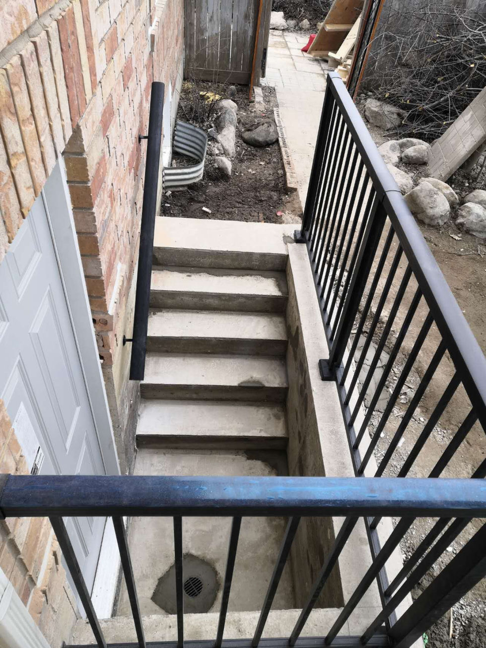SeperateEntrance3