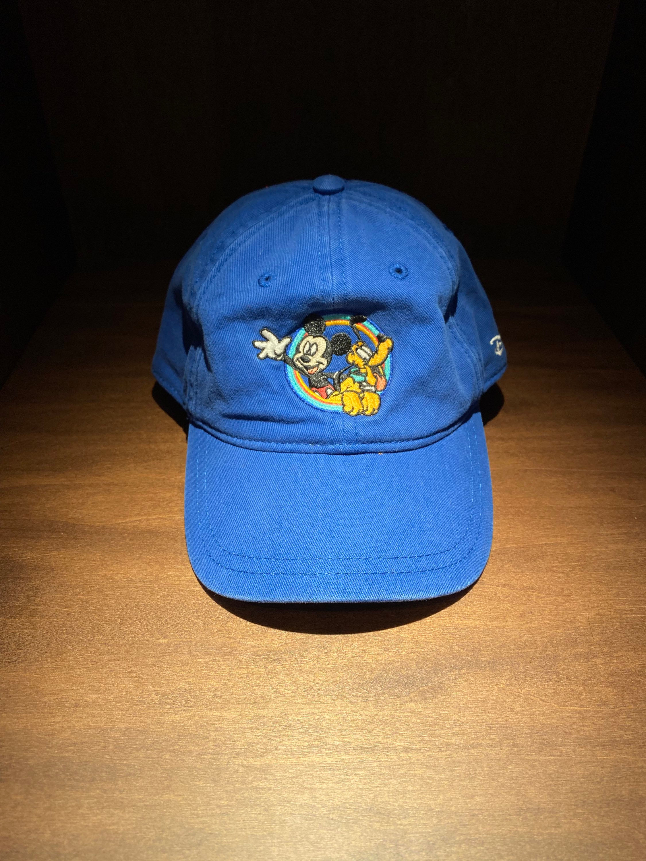 Vintage Ultra Rare Disney Mickey Mouse Essencial Cap 