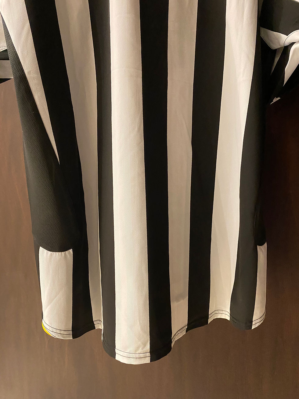 Miniatura: Vintage Archive Tamoil Juventus 2005 centenario Match Jersey 