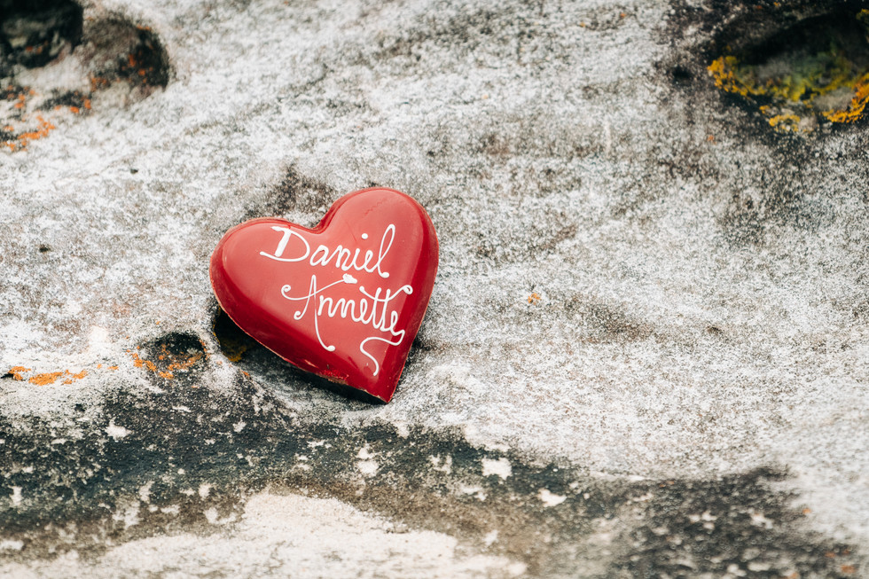 Beach Wedding, Cronulla Wedding, Cronulla Wedding Photographer, Cronulla Wedding Photography, Sutherland Wedding, Sutherland Wedding Photographer, Sutherland Wedding Photography, Sydney Wedding, Sydney Wedding Photographer, Coast Wedding, Wedding by the water, Intimate wedding, Fun wedding, Bride and Groom, Wedding Portrait, Wedding Cake, Chocolate Wedding Cake