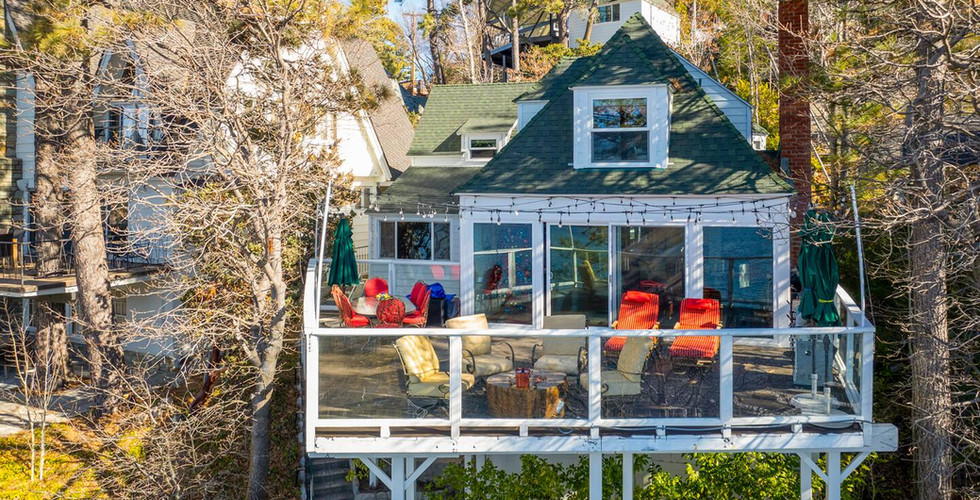 View of Grandmas King's Lakehouse