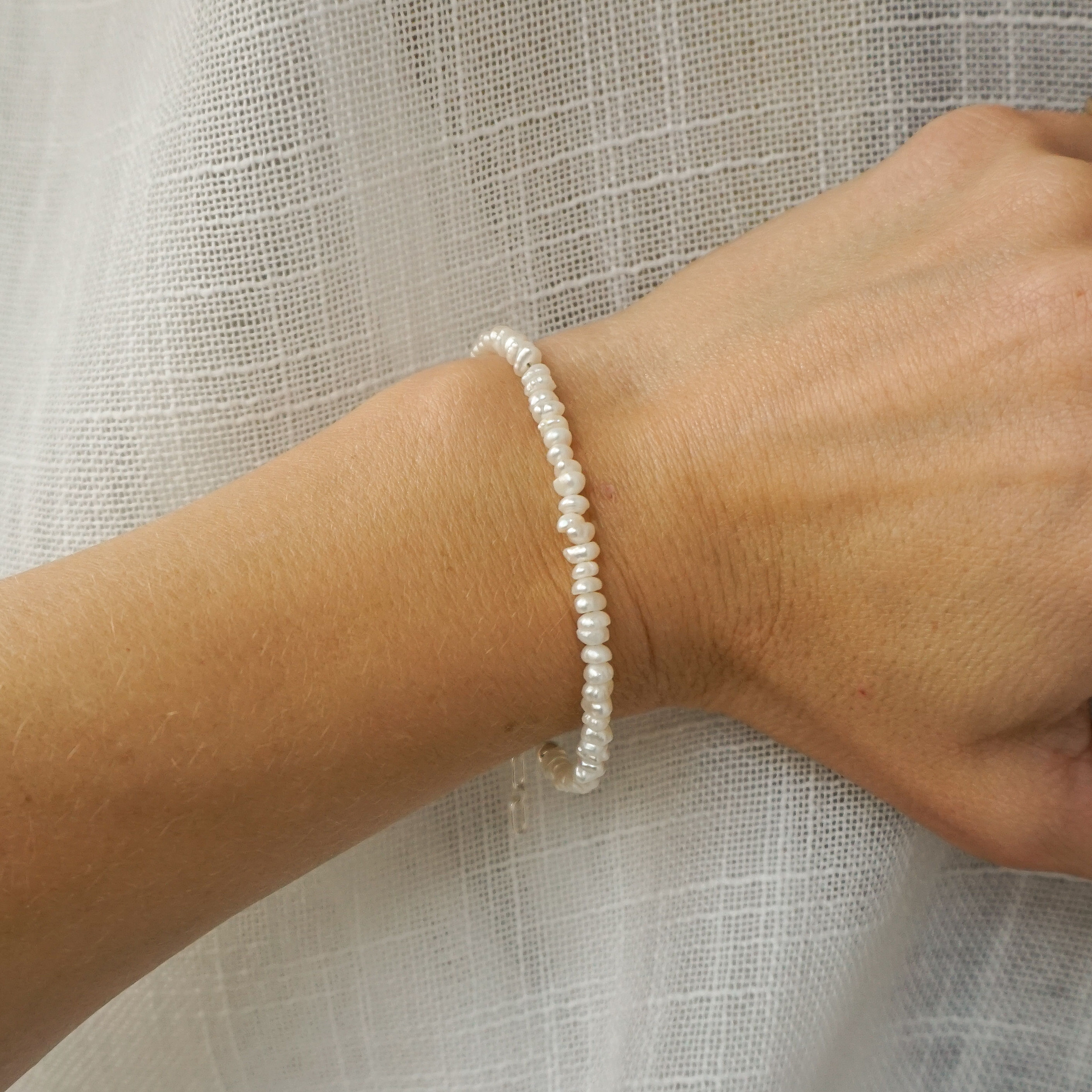 Small Organic Pearl Gemstone Bracelet