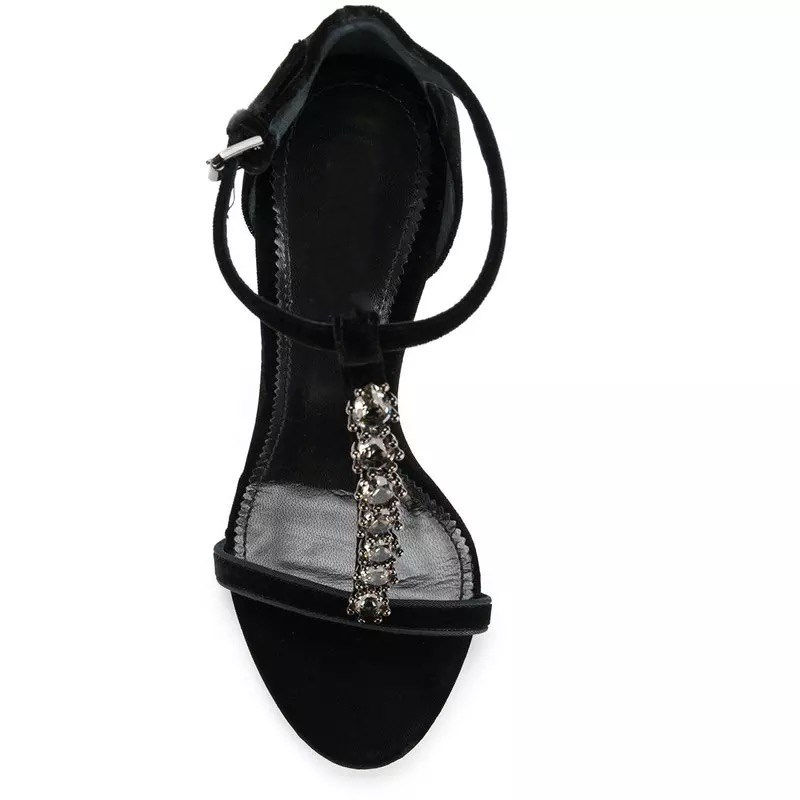 Miniatura: Párty sandále s aplikáciou