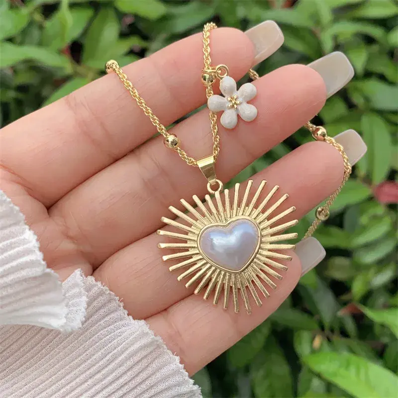 Thumbnail: Eternal Bloom 18K Gold‑Plated Pearl & Zirconia Flower Necklace.