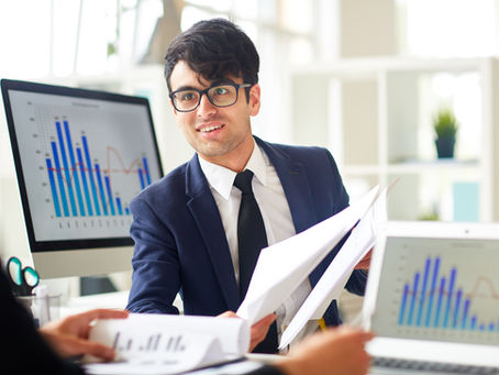 How to Choose the Right Long-Term Care Strategy: A Smart Decision Guide for Clients