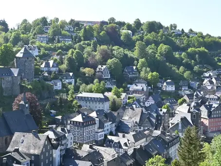 ドイツ・アイフェル山地の小さな村モンシャウ