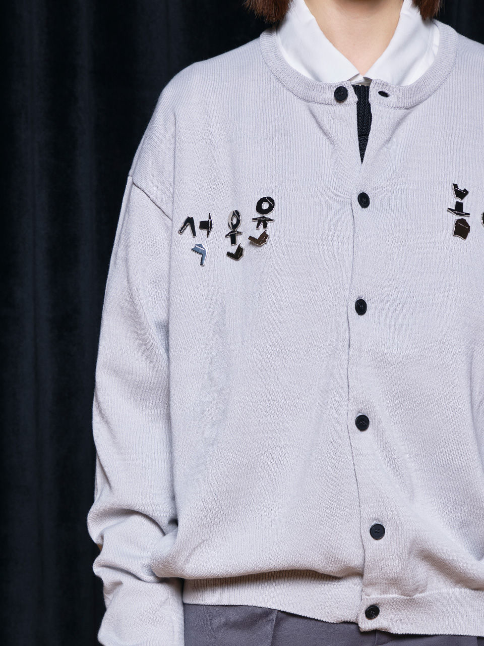 Thumbnail: Hangeul Badge Cardigan (Light Grey)