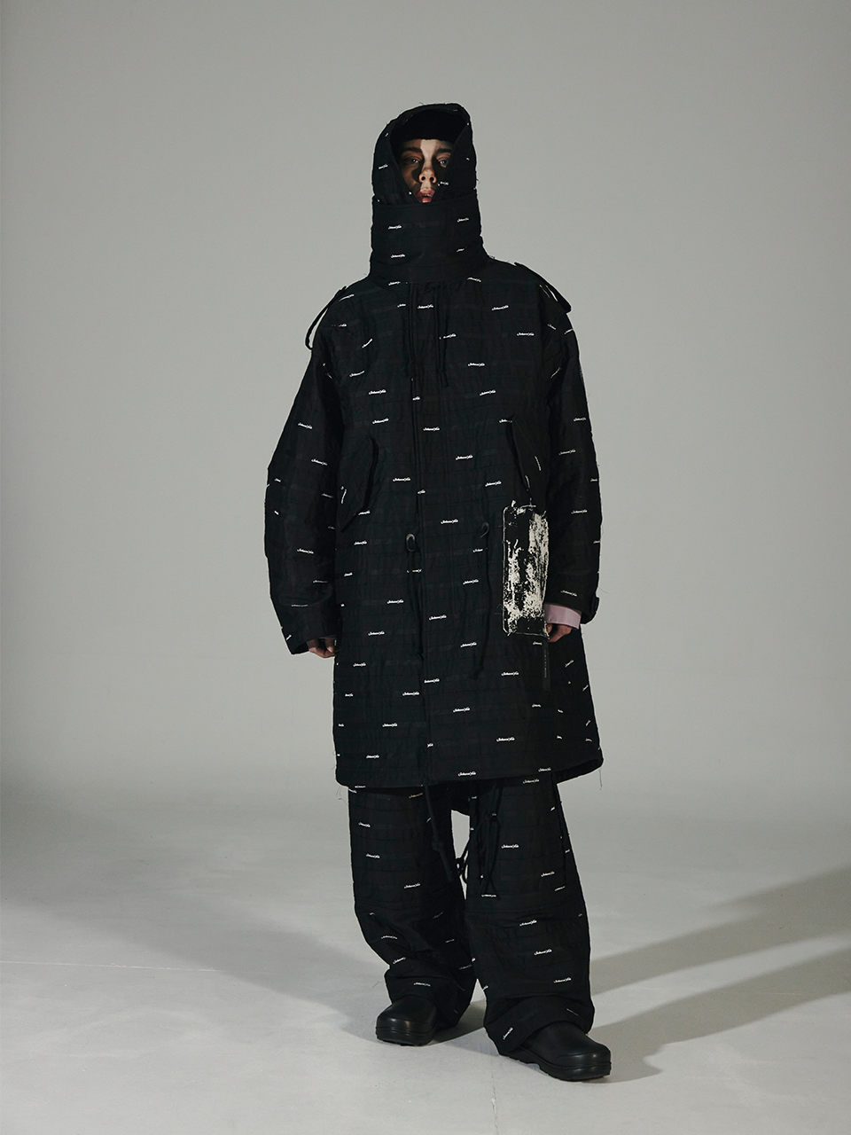 Thumbnail: Fishtail Long Parka (Black)