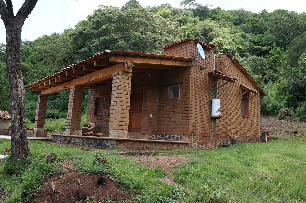HERMOSA CASA ESTILO CAMPESTRE