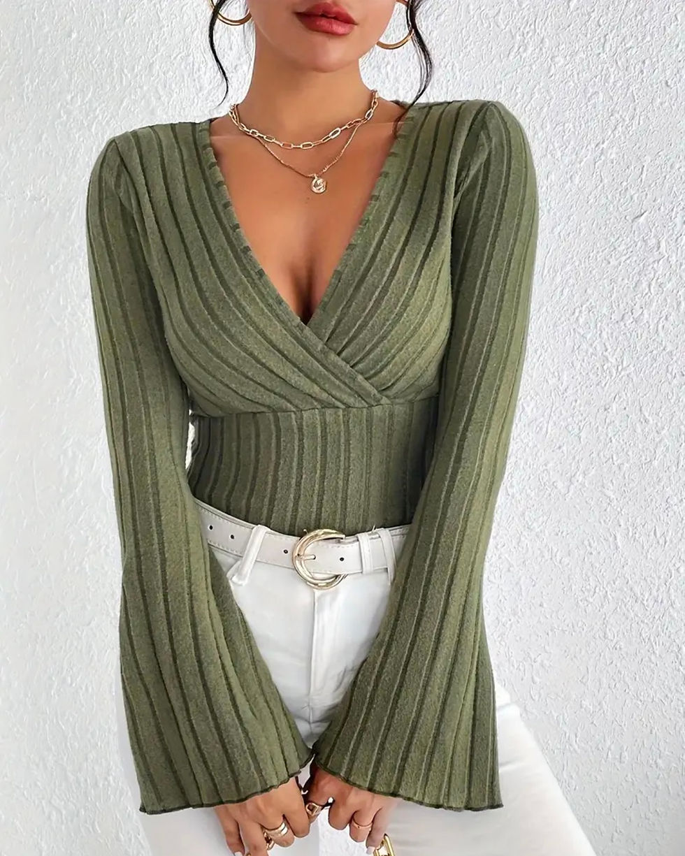 Прев'ю: Светр червоний жіночий