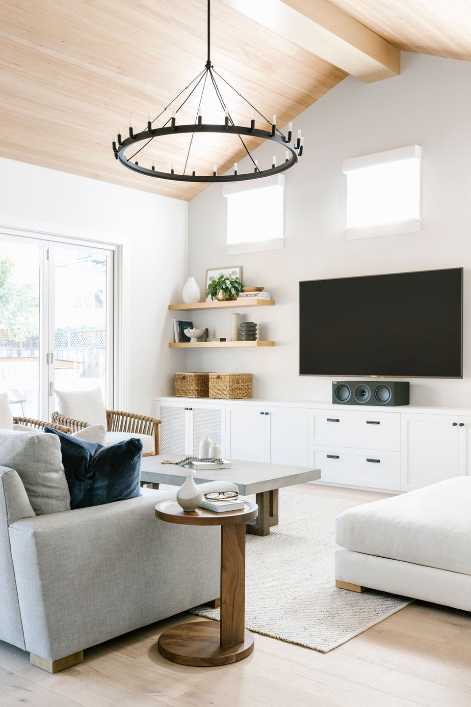 Full-service interior design based in Santa Cruz, California.