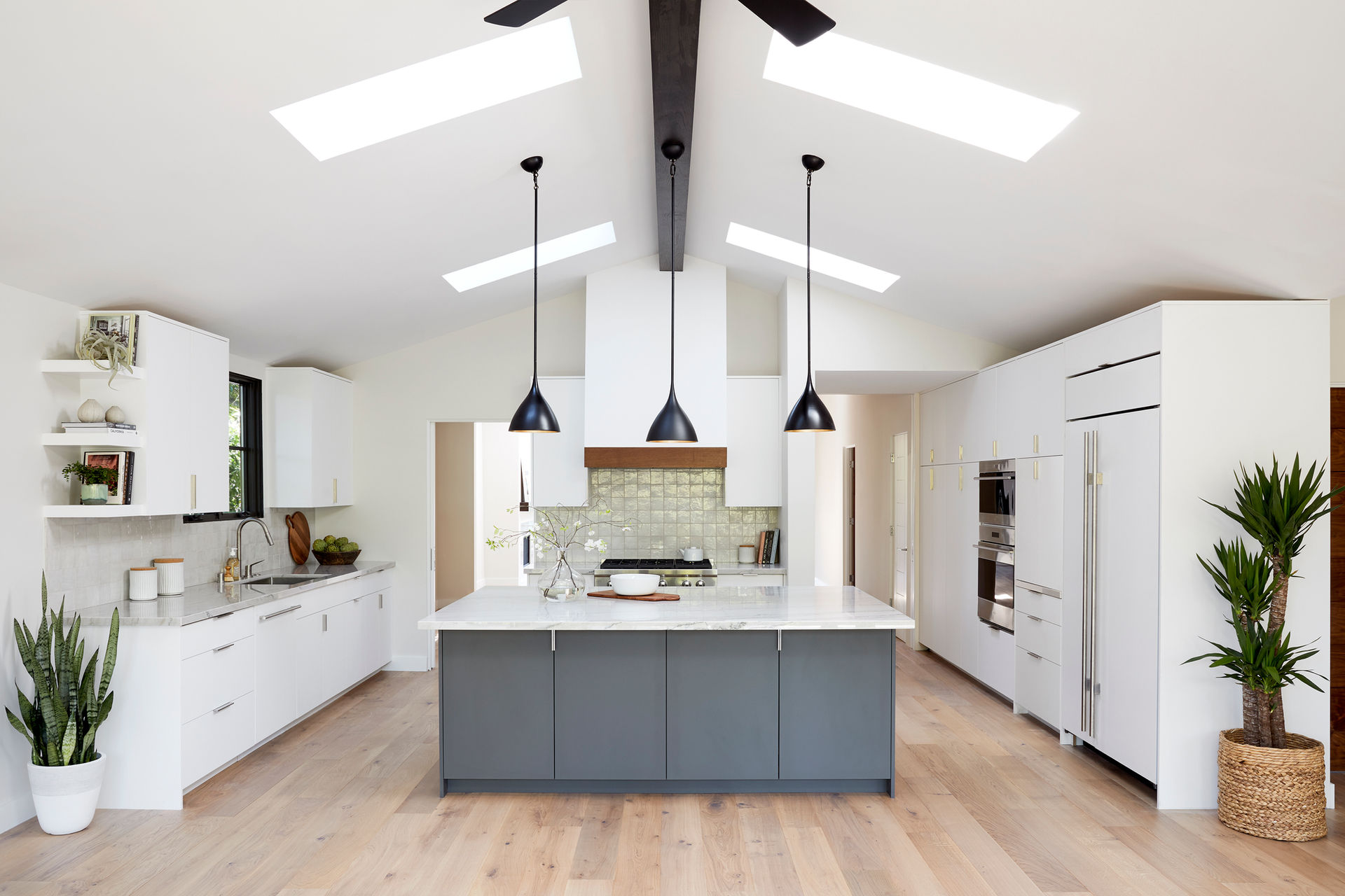 Full-service interior design based in Santa Cruz, California.