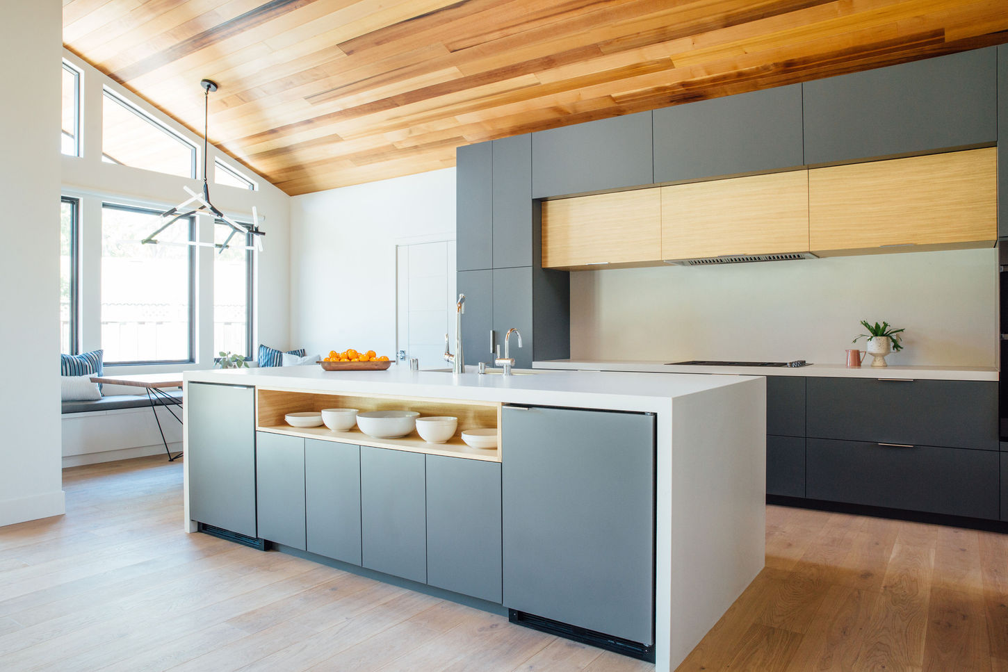 Full-service interior design based in Santa Cruz, California.