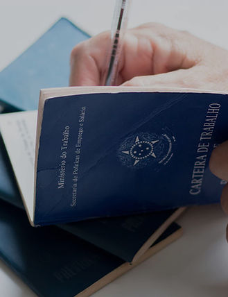 carteira-de-trabalho-assinada_edited.jpg