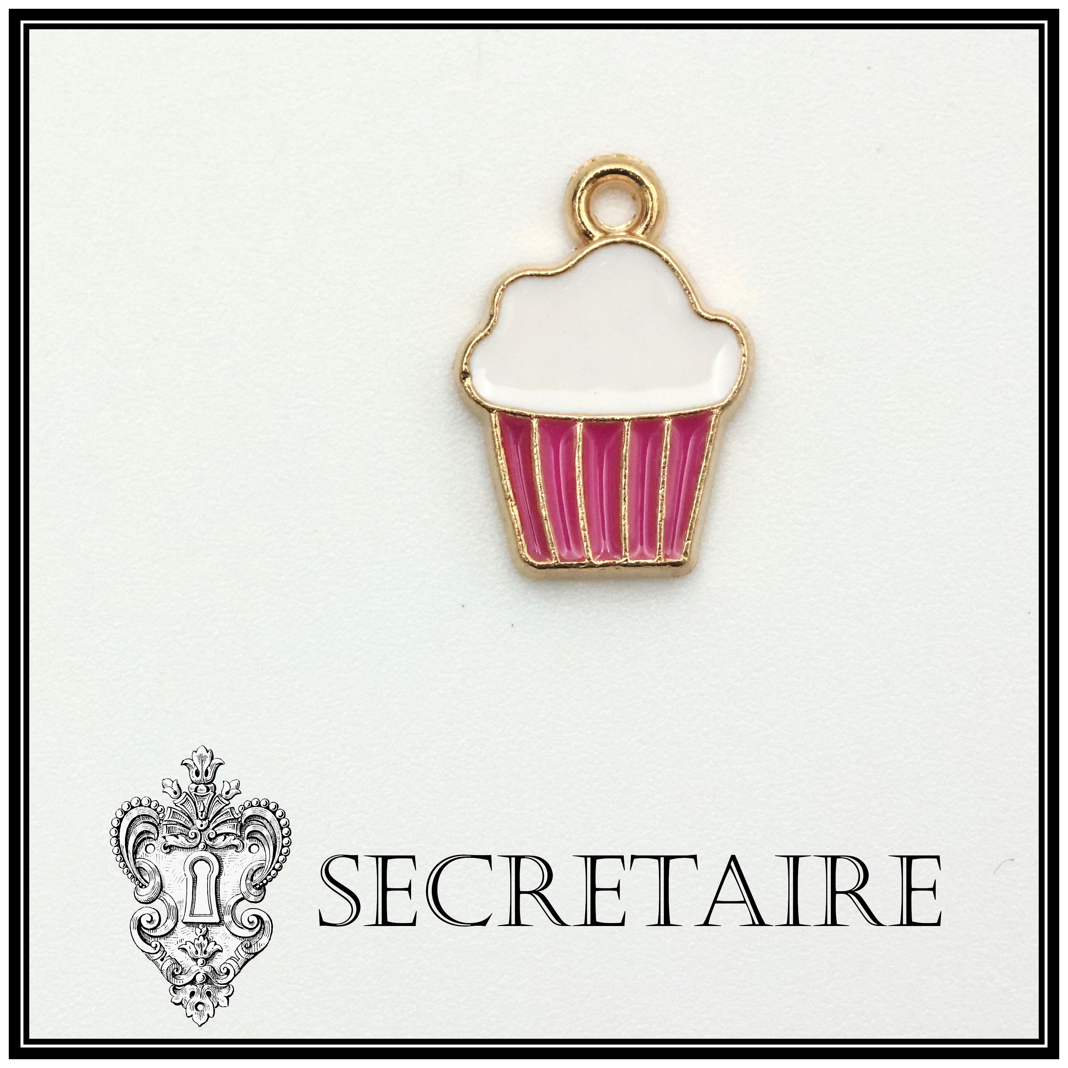 Charm: Cupcake. Size: 1.6 cm [I04B]