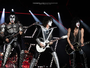 20 mil fãs se despedem do KISS em Curitiba [Fotos]