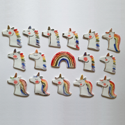 Broșe unicorni
