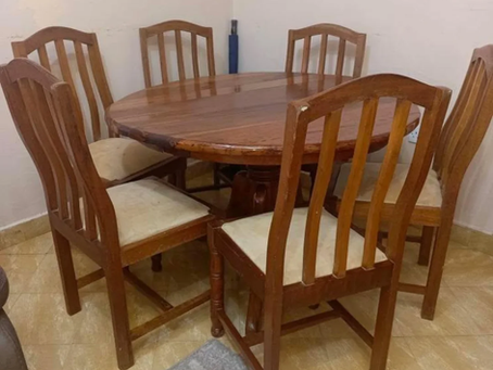 Used 6-Seater Round Dining Table