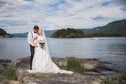 Anne Marte + Christian // 23.06.2018 // Bønsnes kirke // Sundvolden Hotell