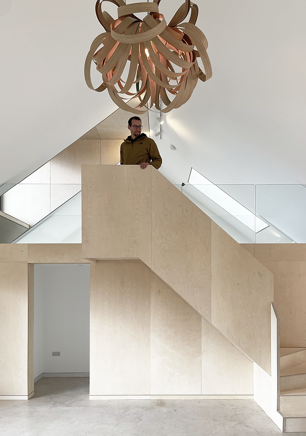 Sunnydene - stairwell.png