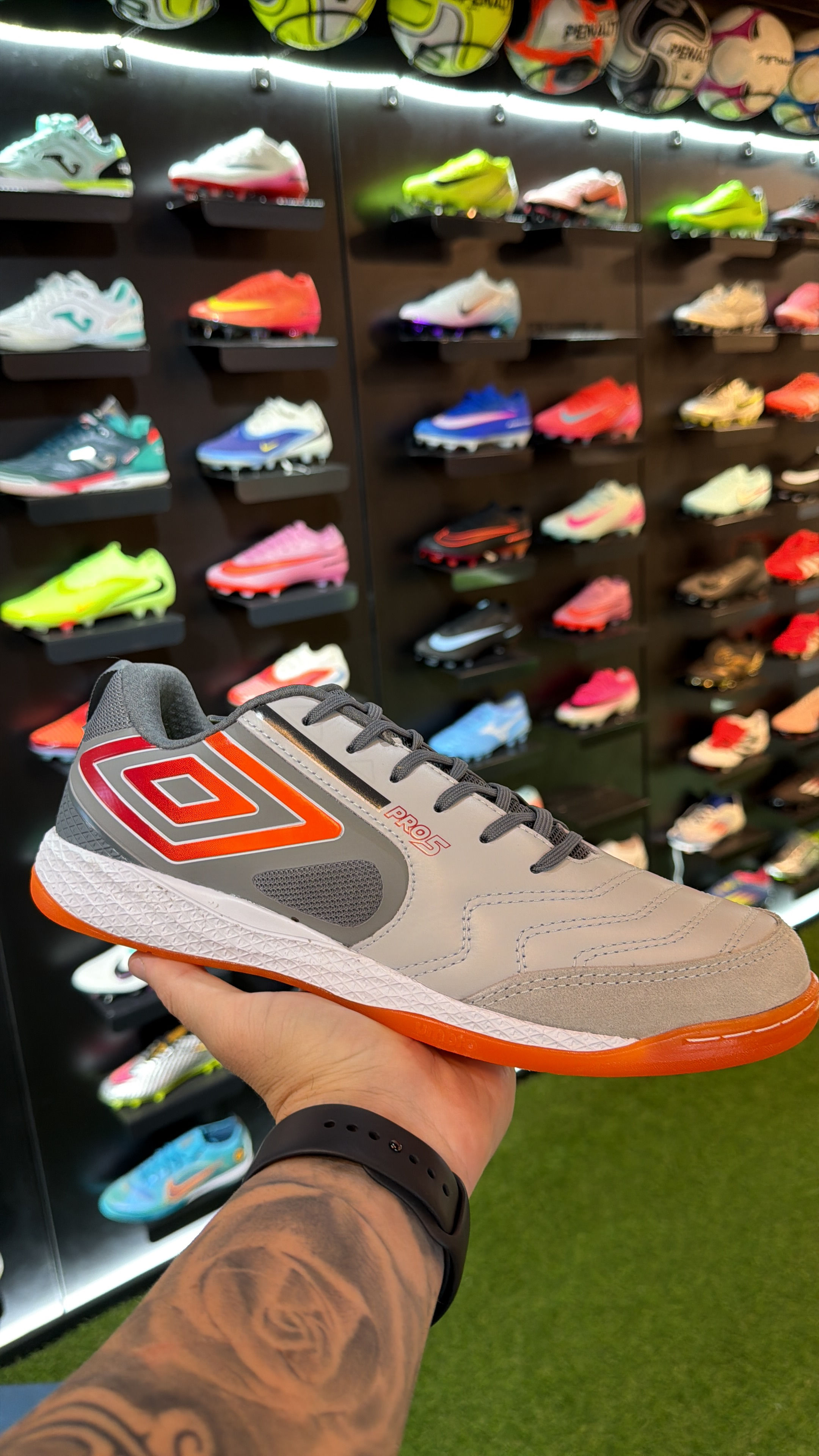 Chuteira Futsal Umbro Pro 5 Bump