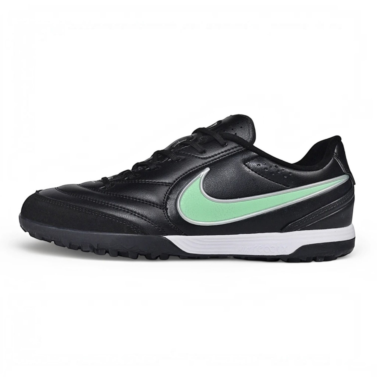 Chuteira Society Nike Tiempo