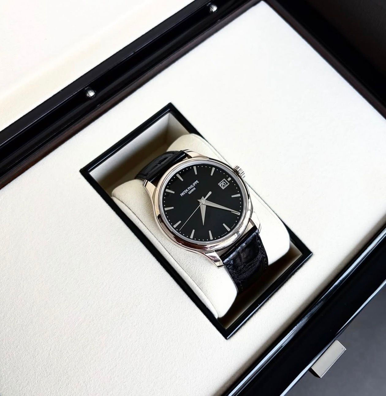 Patek Philippe Calatrava Reference 5227G-010