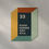 Thumbnail: Stijlvol naambordje Prismatic in oker, groen en blauw met strak geometrisch design