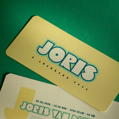 Geboortekaartje Joris - geometrische typografie in geel & petrol