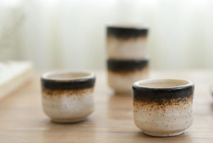 Miniatura: Conjunto Decorativo em Cerâmica Preto & Dourado