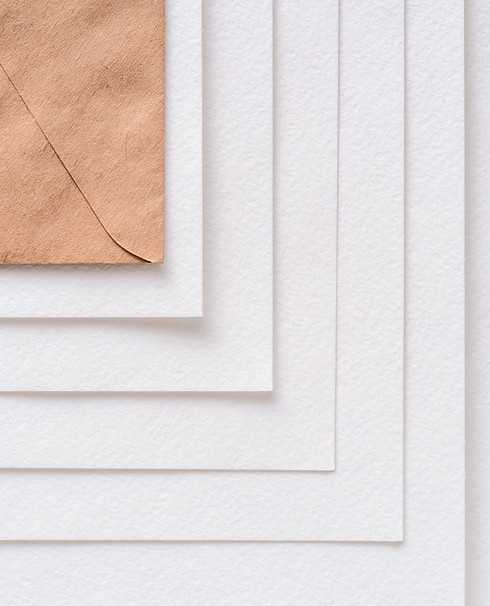 Detalhe de folhas especiais para impressão de obras em fine art