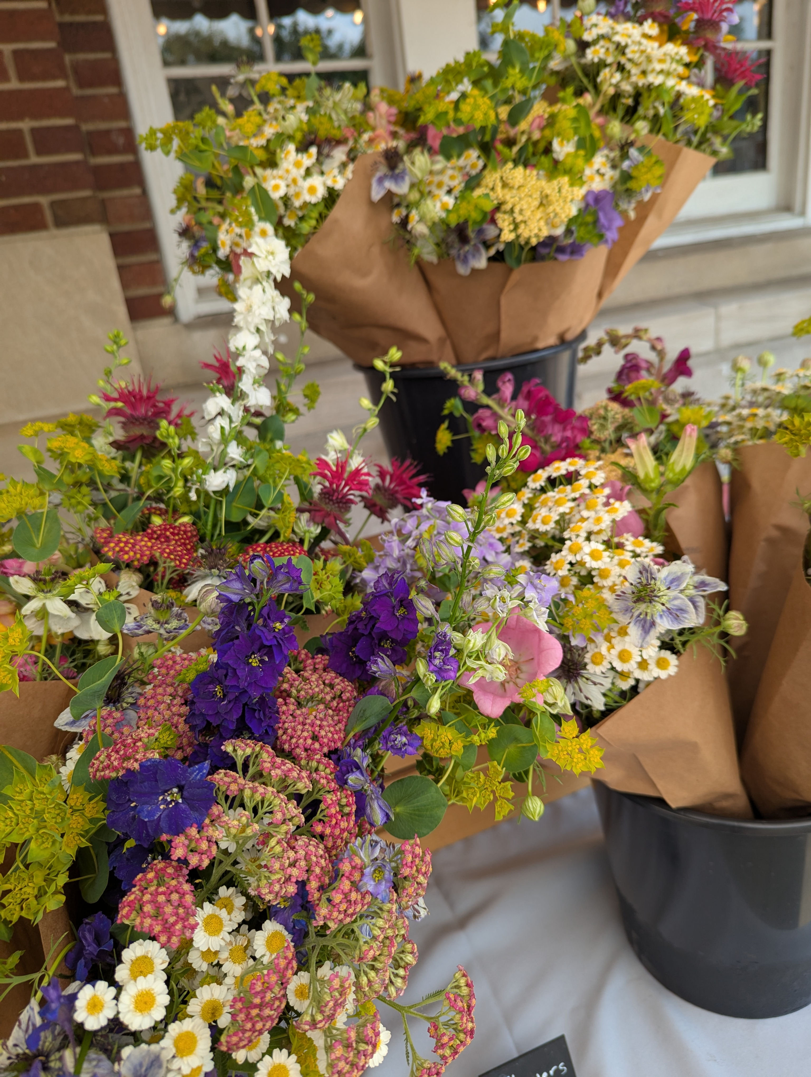 Monthly Flower Subscriptions