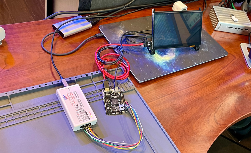 Spartan Edge FPGA Board with JTAG Programmer and Mini HDMI display