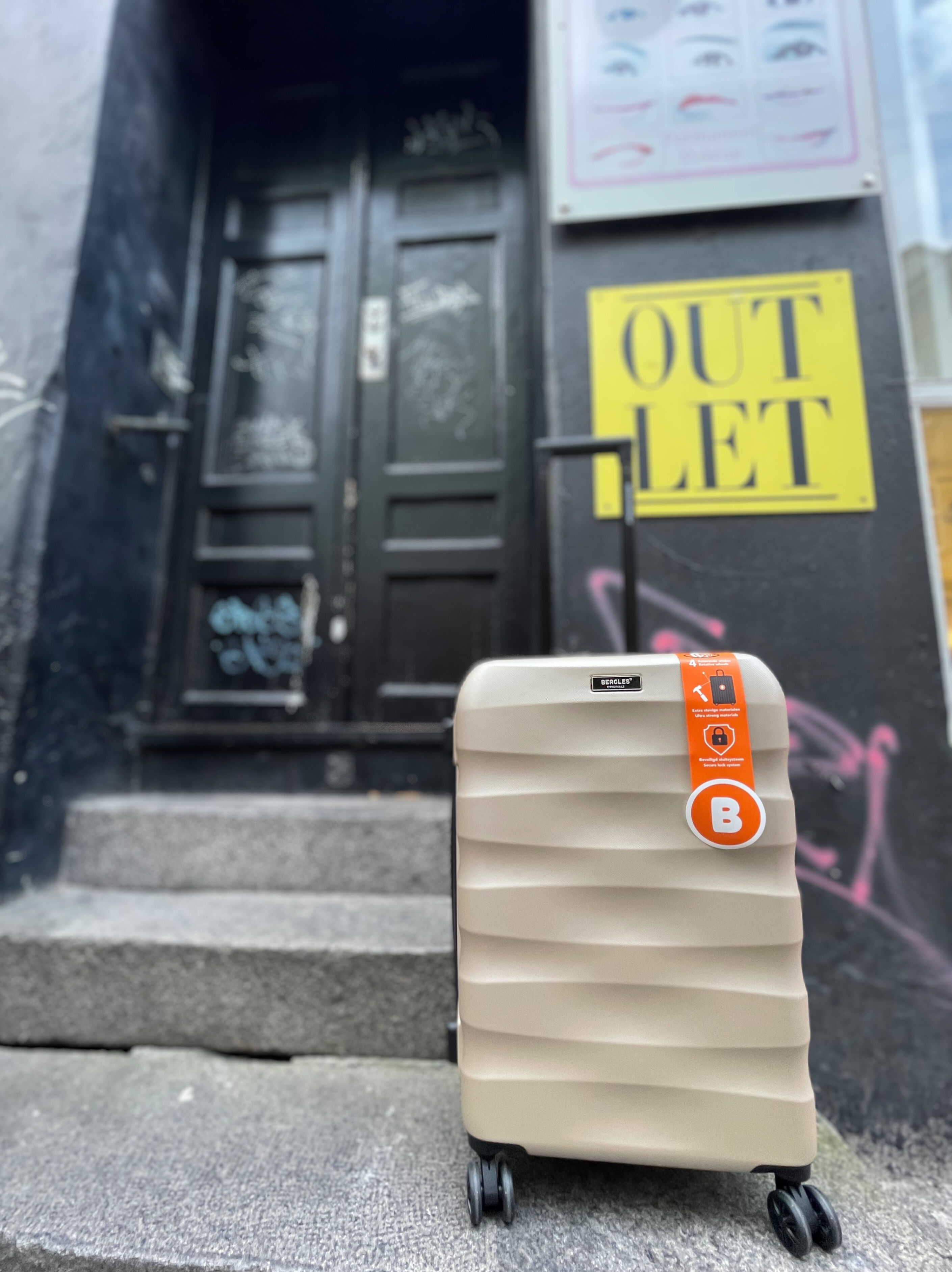 BEAGLES Originals - ABS Hardcase - Mellemstor kuffert - Champagne