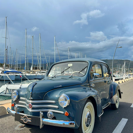 Renault 4CV