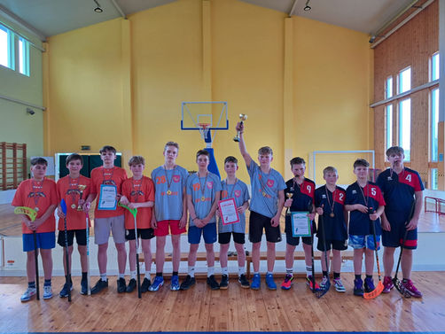 Dobeles novada skolēnu sporta spēles florbolā 3x3 vidējās un jaunākās grupas zēniem.